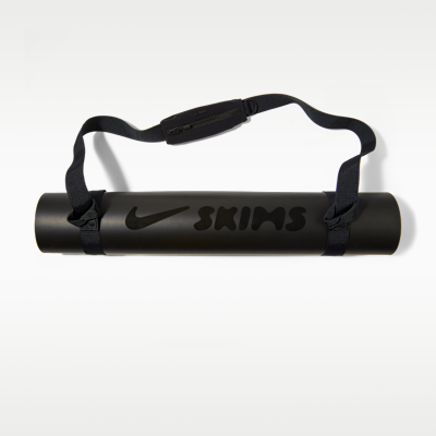 NIKE公式】NikeSKIMS ヨガマット ストラップ.オンラインストア (通販